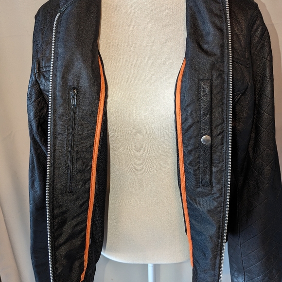 Real Leather Motorcycle jacket 3xl (fits like a solid Large) quilted pattern - Picture 5 of 9